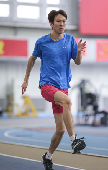 麻将胡了模拟器中的角色与身份探讨